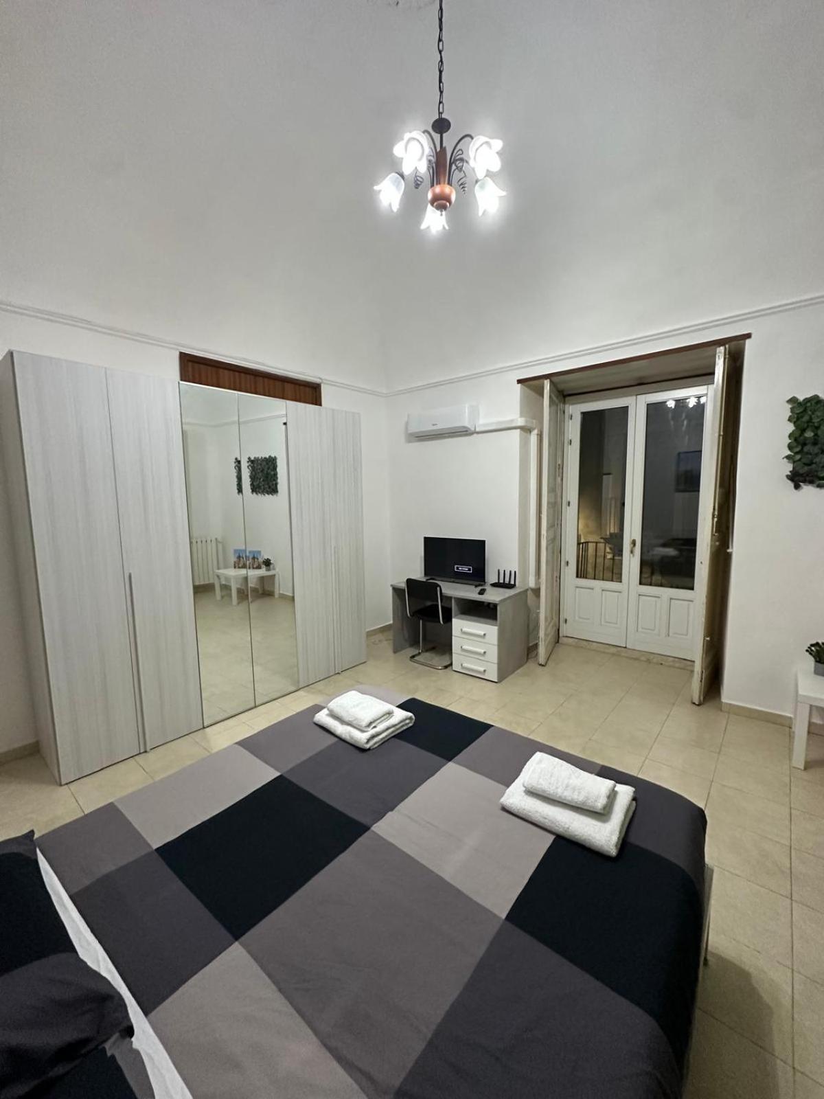 Agata House Hotel Catánia Buitenkant foto