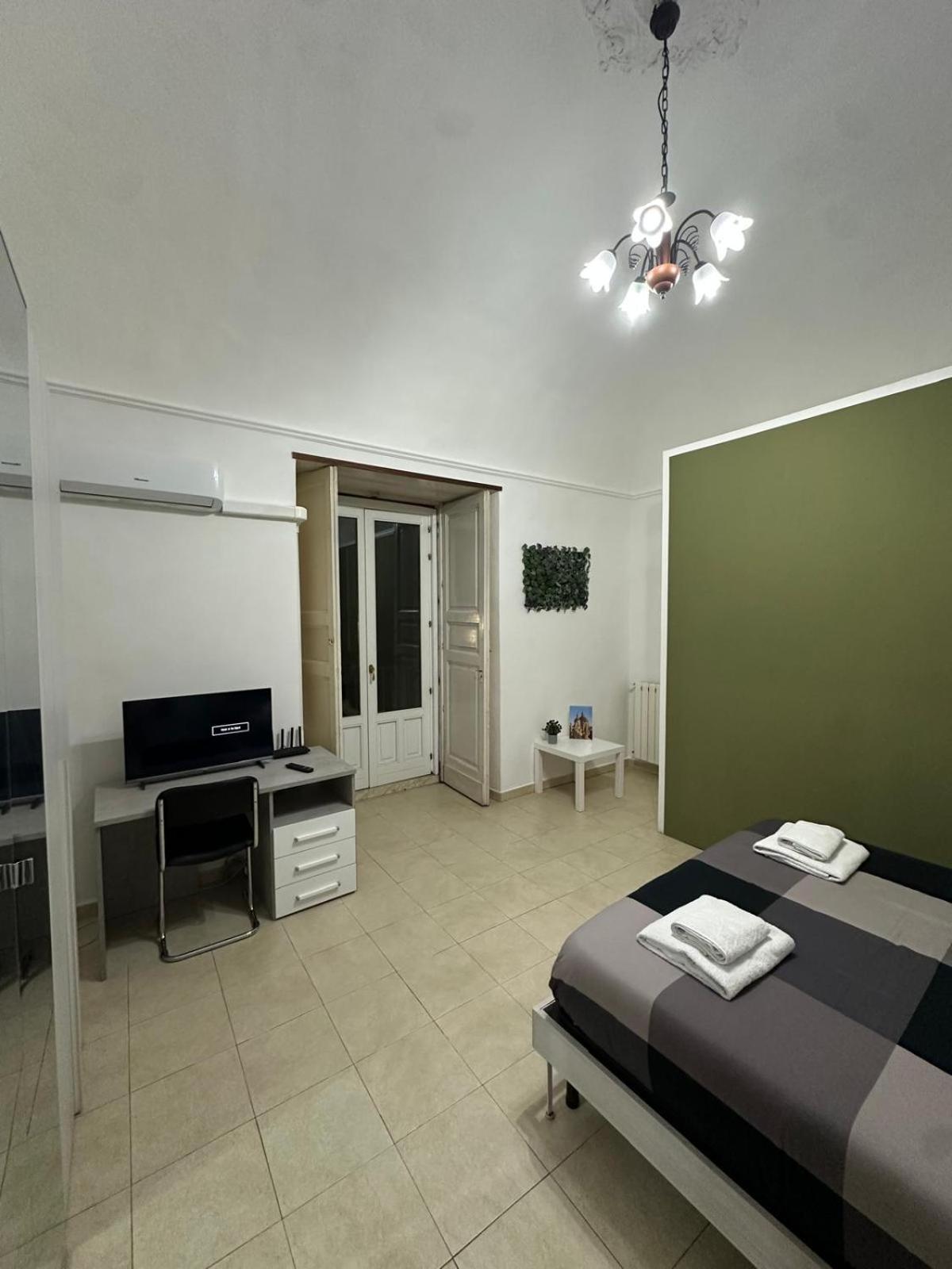 Agata House Hotel Catánia Buitenkant foto