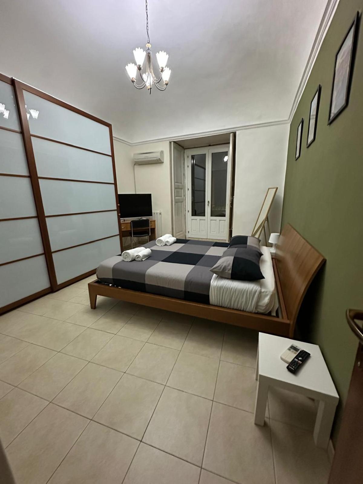 Agata House Hotel Catánia Buitenkant foto
